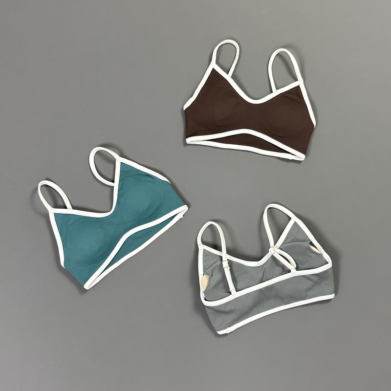Women Contrastline Yoga Bra V  - Aquatic Sports Bra review and price